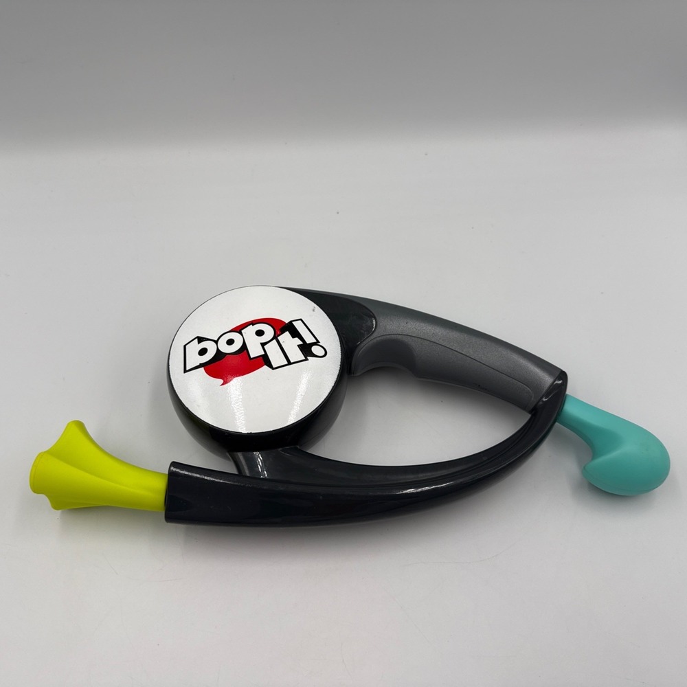 Hasbro B7428 Bop It! Game Bop It SEE VIDEO